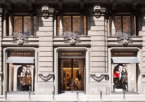 boutique burberry napoli|Burberry .